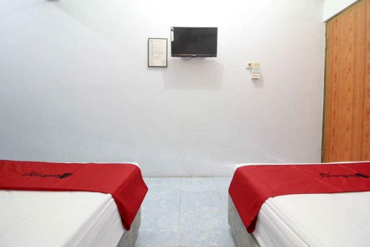 RedDoorz Syariah At Jalan Menteri Supeno Hotel Yogyakarta Bagian luar foto